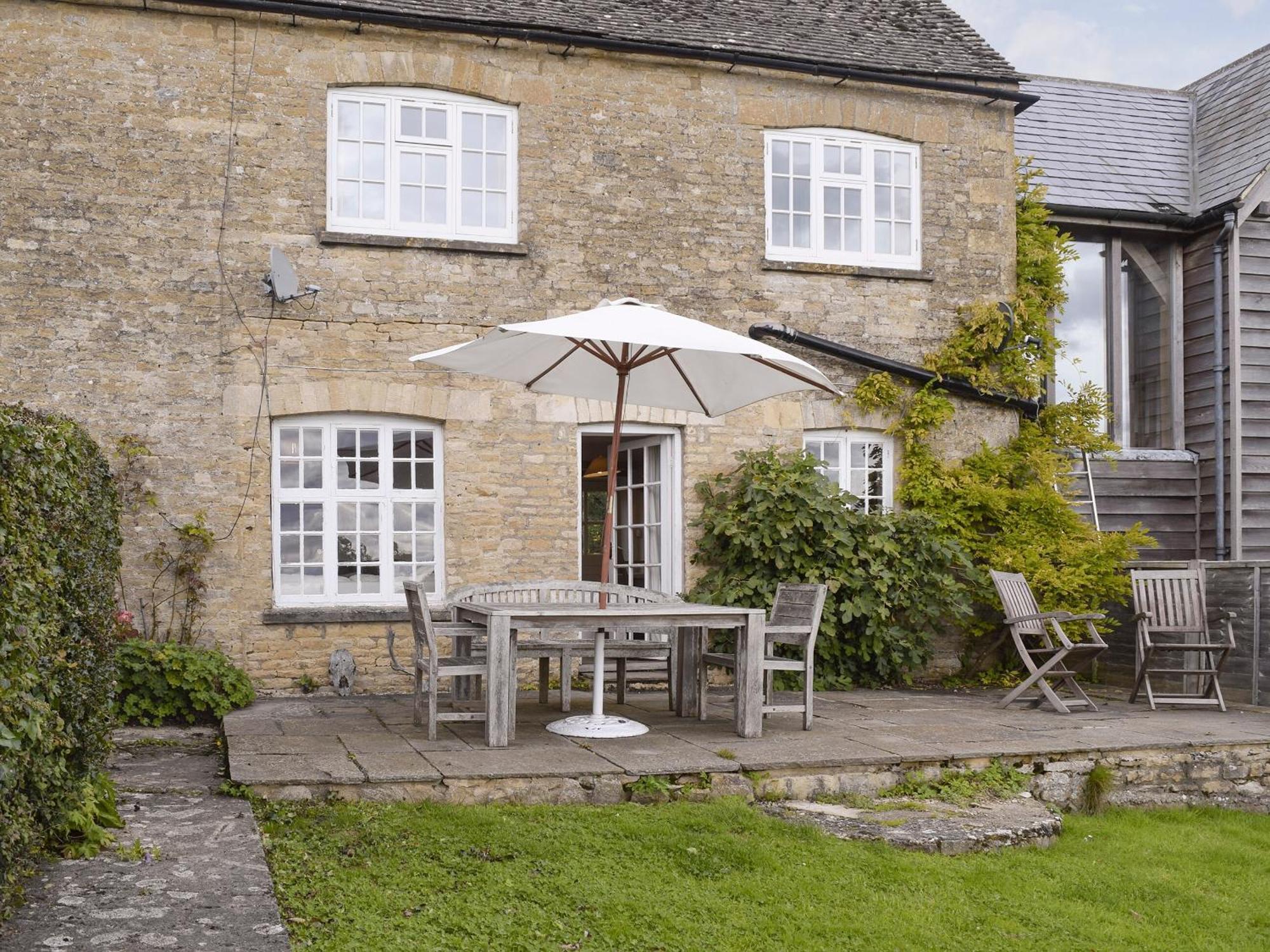 South View Cottage Chadlington ภายนอก รูปภาพ